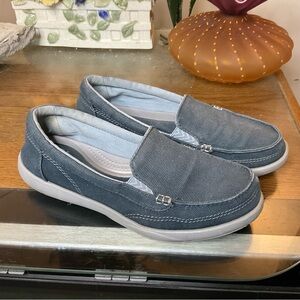 CROCS WOMENS WALU II CANVAS LOAFERS SZ 6